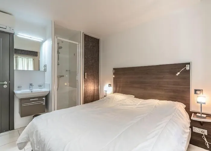 Croisette: 2bdr شقة كان